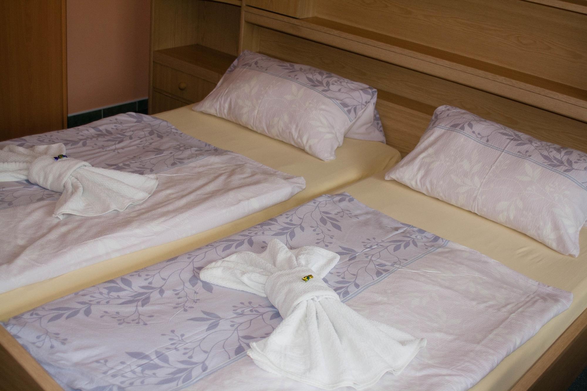 Hotel Resort Stein Cheb Ngoại thất bức ảnh