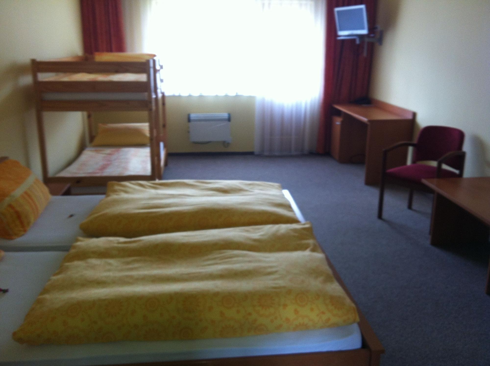 Hotel Resort Stein Cheb Ngoại thất bức ảnh