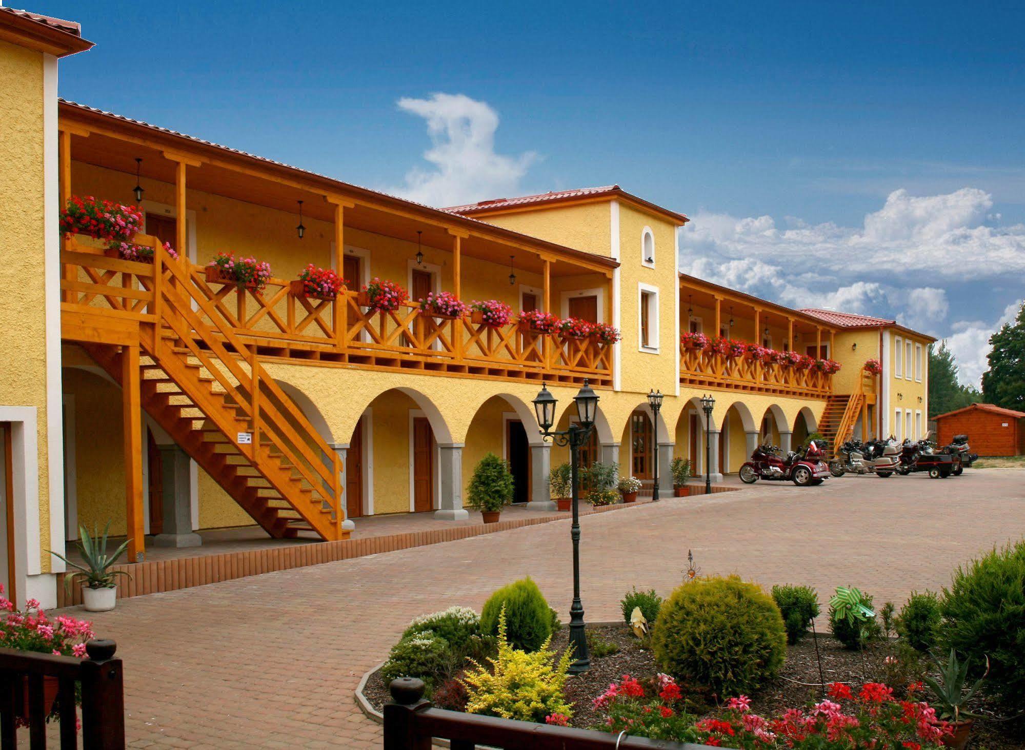 Hotel Resort Stein Cheb Ngoại thất bức ảnh